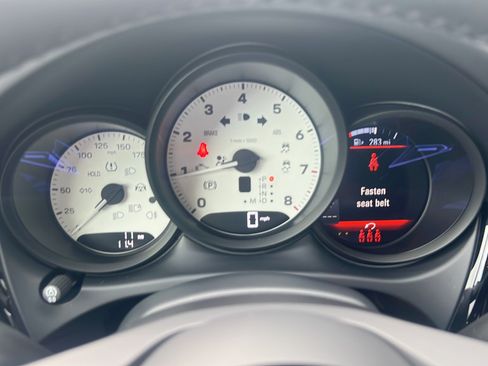 New 2026 Porsche Macan AWD/4WD image 30