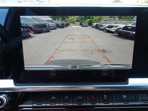 Used 2023 GMC Sierra 1500 Elevation image 44