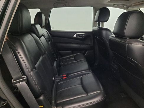 Used 2017 Nissan Pathfinder SL w/ SL Premium Package AWD/4WD image 19