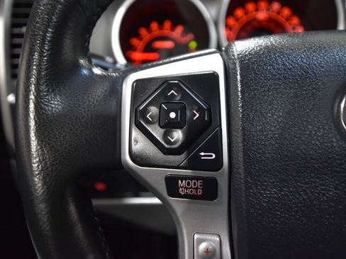 Used 2017 Toyota Sequoia SR5 image 23