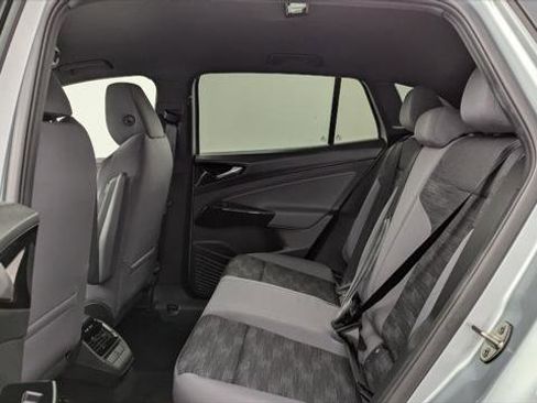 Used 2021 Volkswagen ID.4 Pro w/ ID.4 Protection Package image 16