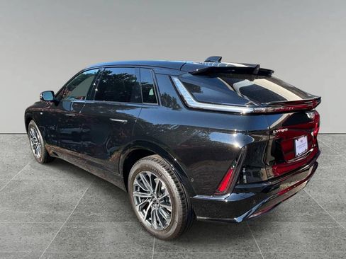 New 2026 Cadillac Lyriq Sport RWD image 3
