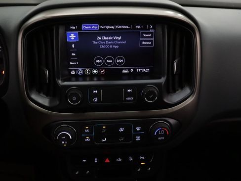 Used 2021 Chevrolet Colorado Z71 w/ Z71 Midnight Edition AWD/4WD image 23