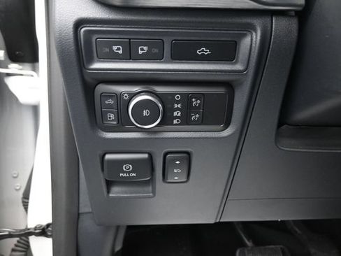 Used 2022 Ford F150 Lariat w/ Equipment Group 502A High AWD/4WD image 14