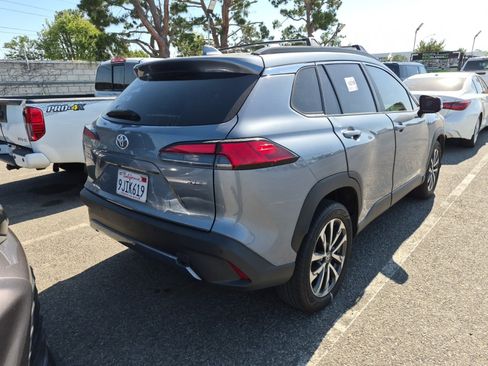 Used 2023 Toyota Corolla Cross XLE FWD image 7