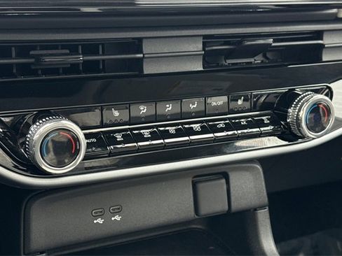 Certified 2024 Honda Prologue Touring image 25