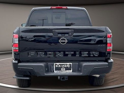 New 2026 Nissan Frontier SV w/ All-Weather Content Package AWD/4WD image 4