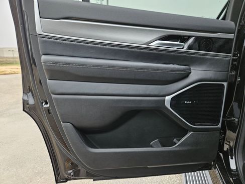 New 2026 Jeep Grand Wagoneer Limited w/ Premium Group II image 14