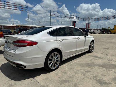 Used 2017 Ford Fusion Platinum image 5