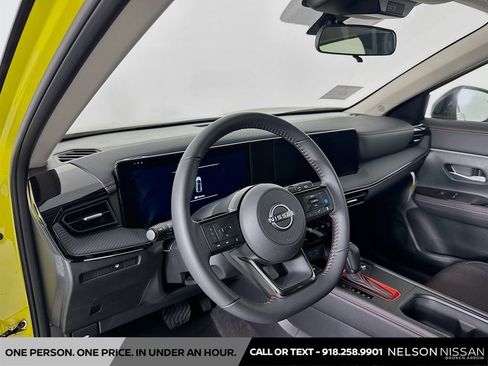 Certified 2025 Nissan Kicks SR AWD/4WD image 9