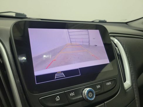 Used 2023 Chevrolet Malibu LS FWD image 27