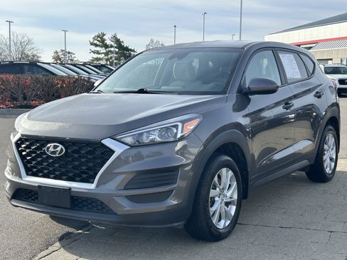 Used 2020 Hyundai Tucson SE image 3