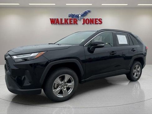Used 2023 Toyota RAV4 XLE FWD image 7