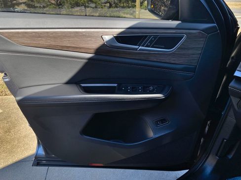 Used 2024 Volkswagen Atlas SEL Premium R-Line image 26