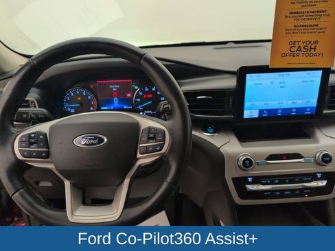 Used 2020 Ford Explorer XLT w/ Equipment Group 202A image 22