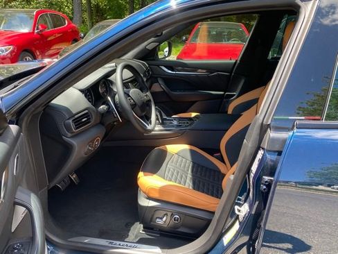 New 2024 Maserati Levante Trofeo image 19