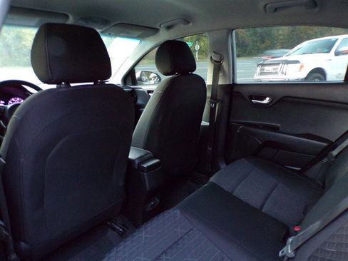 Used 2018 Kia Rio S image 28