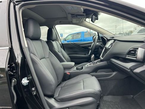 Used 2025 Subaru Outback Limited AWD/4WD image 19