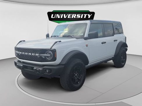 New 2026 Ford Bronco Badlands w/ Black Appearance Package AWD/4WD image 7