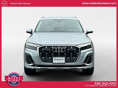 Used 2025 Audi Q7 3.0T Premium Plus AWD/4WD image 8