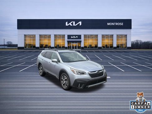 Used 2022 Subaru Outback Limited XT w/ Popular Package #2 AWD/4WD image 3