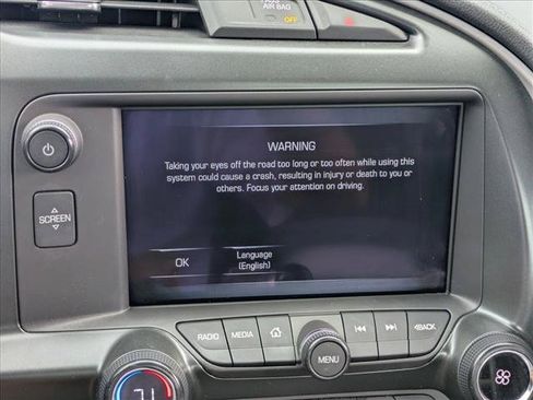 Used 2019 Chevrolet Corvette Stingray Coupe w/ Z51 1LT RWD image 10