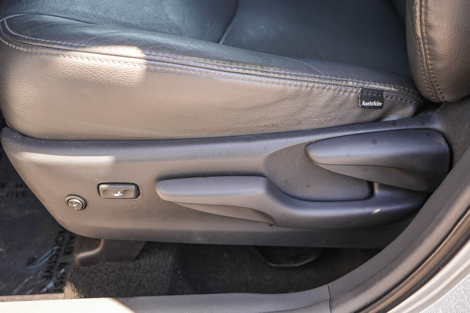 Used 2013 Toyota Prius V Three FWD image 21