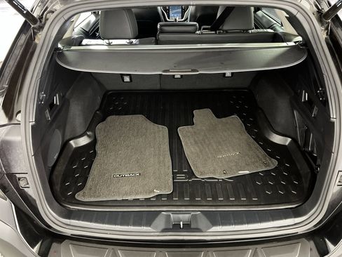 Used 2023 Subaru Outback Limited image 24