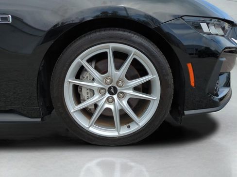 Used 2024 Ford Mustang GT Premium image 9