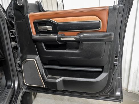 Used 2021 RAM 3500 Limited AWD/4WD image 45