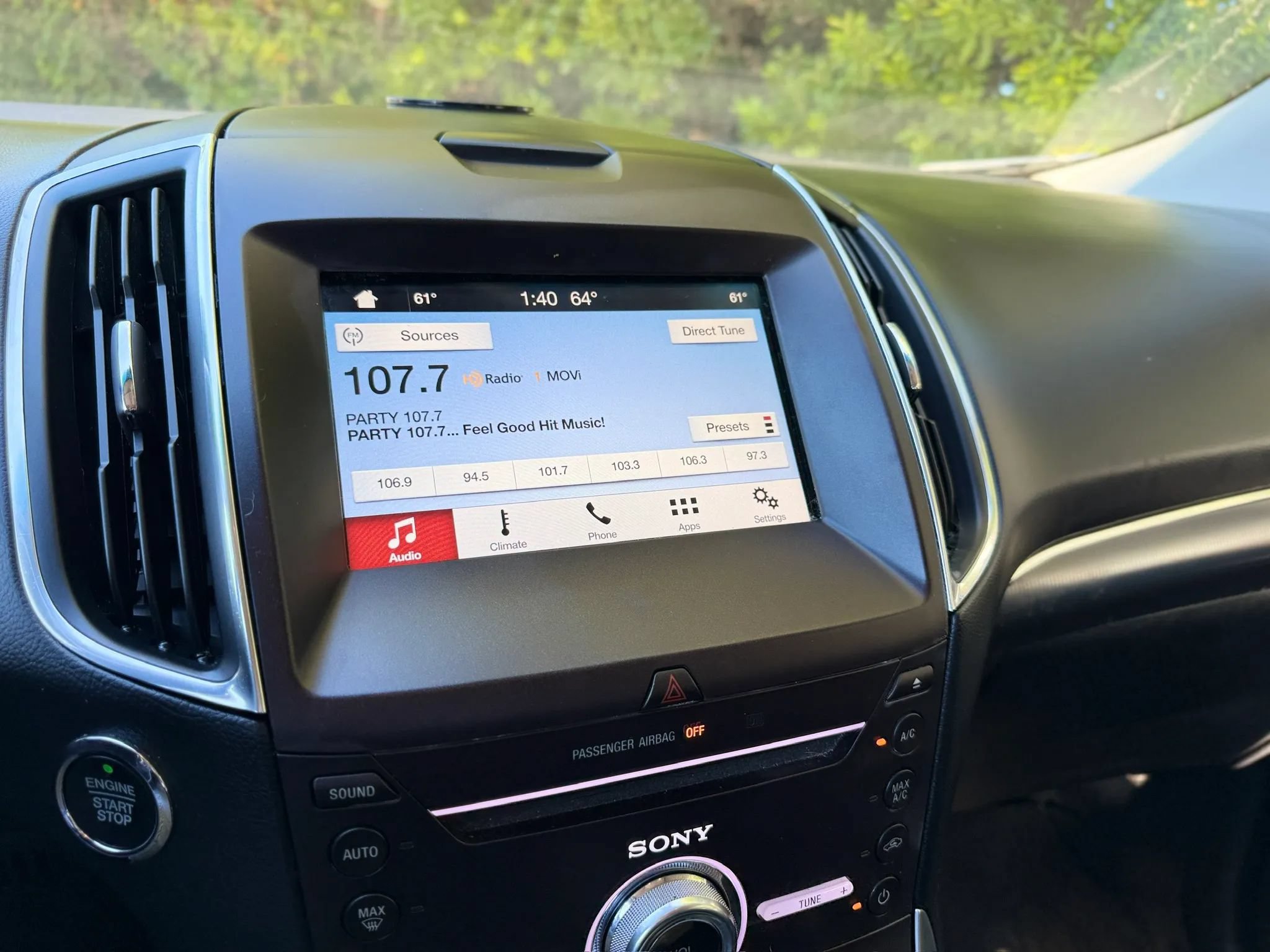 Used 2018 Ford Edge Titanium FWD image 37