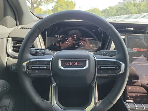 New 2026 GMC Terrain Elevation w/ Technology Package II FWD image 10