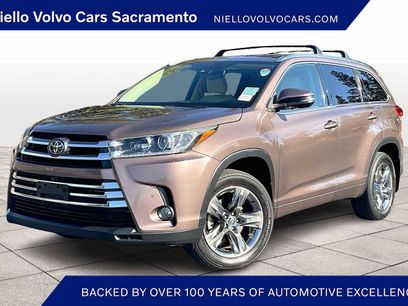 Used 2017 Toyota Highlander Limited Platinum