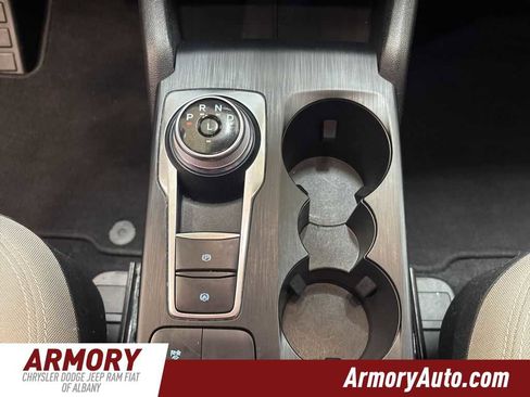 Used 2022 Ford Escape SE image 20