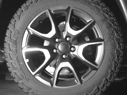 Used 2025 Jeep Compass Trailhawk image 15