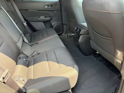Used 2024 Honda Prologue EX image 25