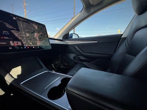 Used 2022 Tesla Model 3 image 48