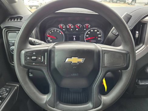 Certified 2022 Chevrolet Silverado 1500 Custom RWD image 11