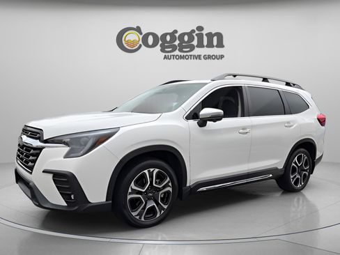 Used 2023 Subaru Ascent Limited w/ Technology Package AWD/4WD image 1