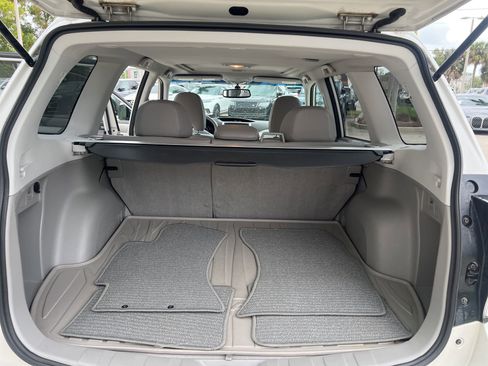 Used 2010 Subaru Forester 2.5X Limited image 12