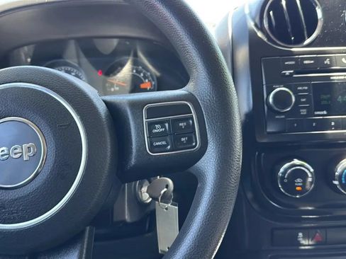 Used 2016 Jeep Compass Sport w/ Power Value Group FWD image 29