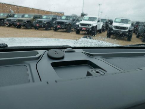 New 2026 Ford Bronco Big Bend AWD/4WD image 23