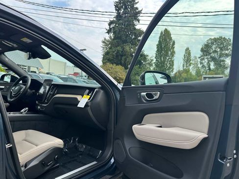 New 2026 Volvo XC60 B5 Plus w/ Protection Package Premier image 11