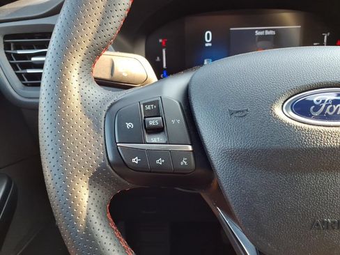 Used 2025 Ford Escape ST-Line Select AWD/4WD image 16