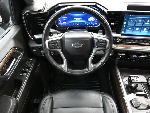 Used 2023 Chevrolet Silverado 1500 RST w/ Convenience Package II image 26