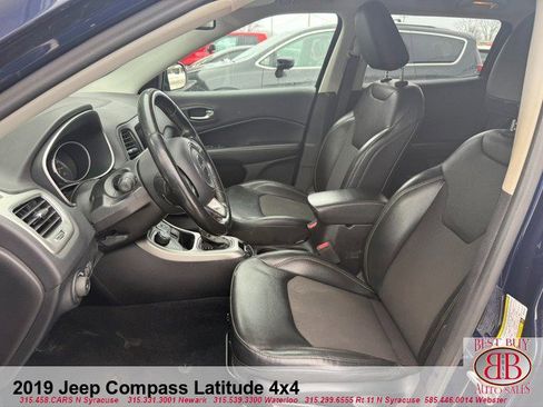Used 2019 Jeep Compass Latitude image 9