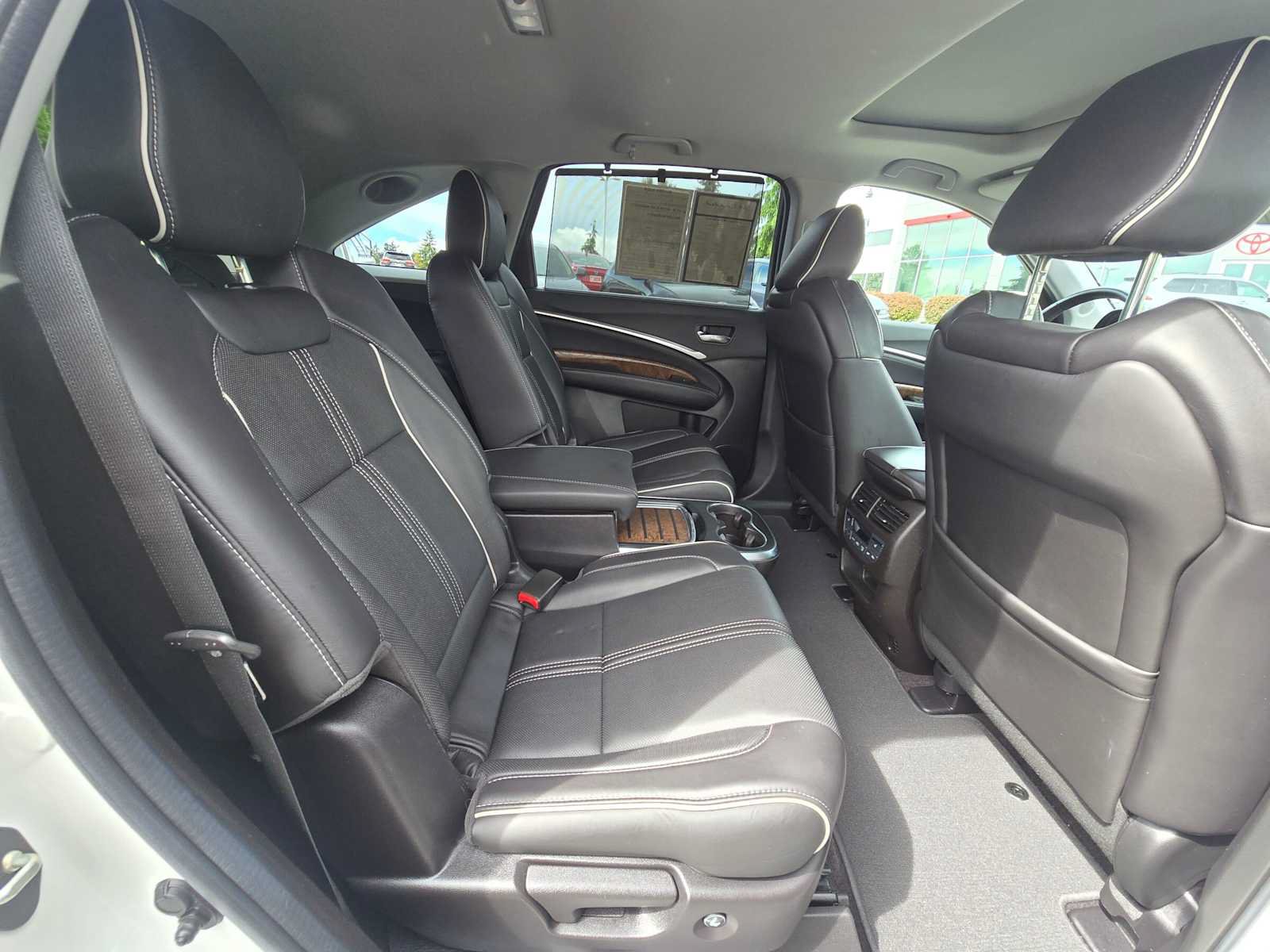 Used 2019 Acura MDX w/ Advance Package AWD/4WD image 12