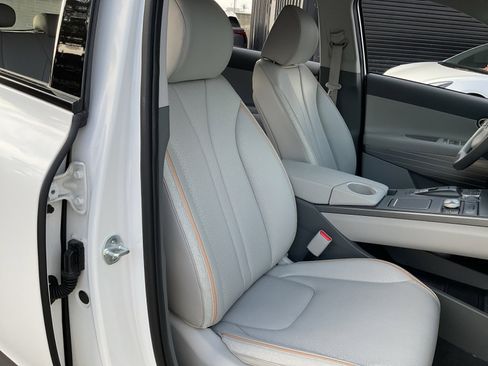 Used 2023 Hyundai Nexo Limited image 22