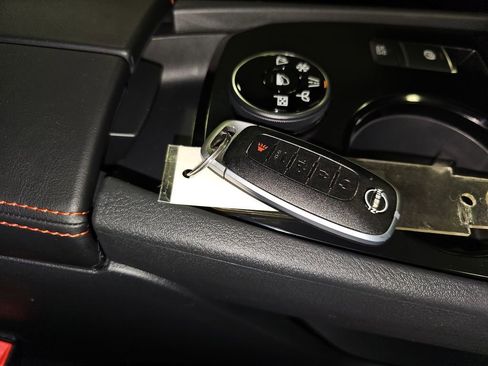 Used 2026 Nissan Rogue SV image 18