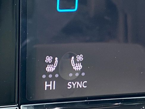 New 2026 Volkswagen Atlas SE image 10